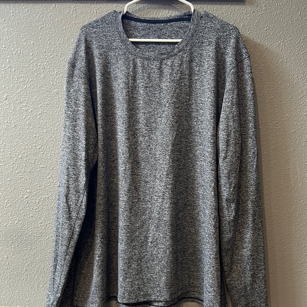 Lululemon Mens Long Sleeved Athletic Shirt Size XL